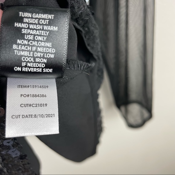 ‼️SOLD‼️Torrid Sequin Mesh Top - Picture 6 of 8